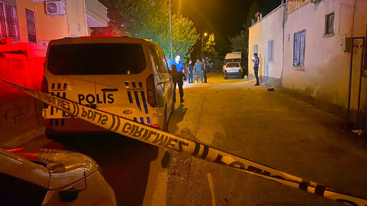 Adana Ceyhan'da silahlı kavga: 4 yaralı, 1'i ağır