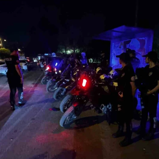 Adana'da dev asayiş operasyonu: 64 gözaltı, 1,1 milyon TL ceza