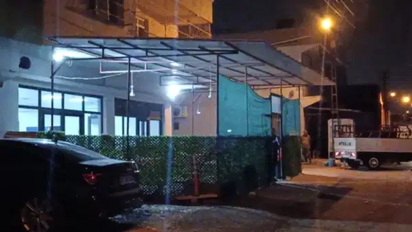 Adana'da Kahvehane Saldırısı: 3 Yaralı, Saldırgan Kaçtı