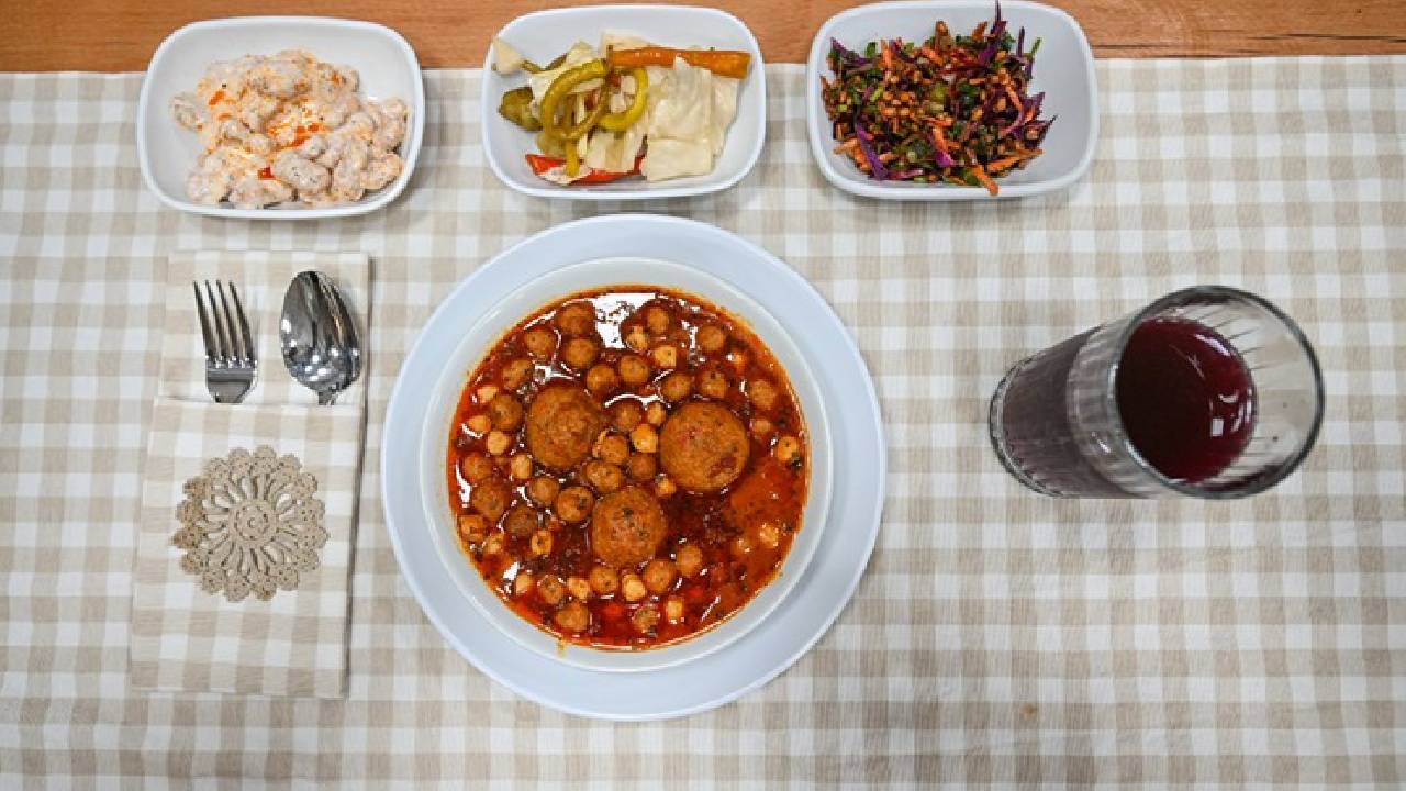 Adana Mutfağından Geleneksel Lezzet: Analı Kızlı Tarifi