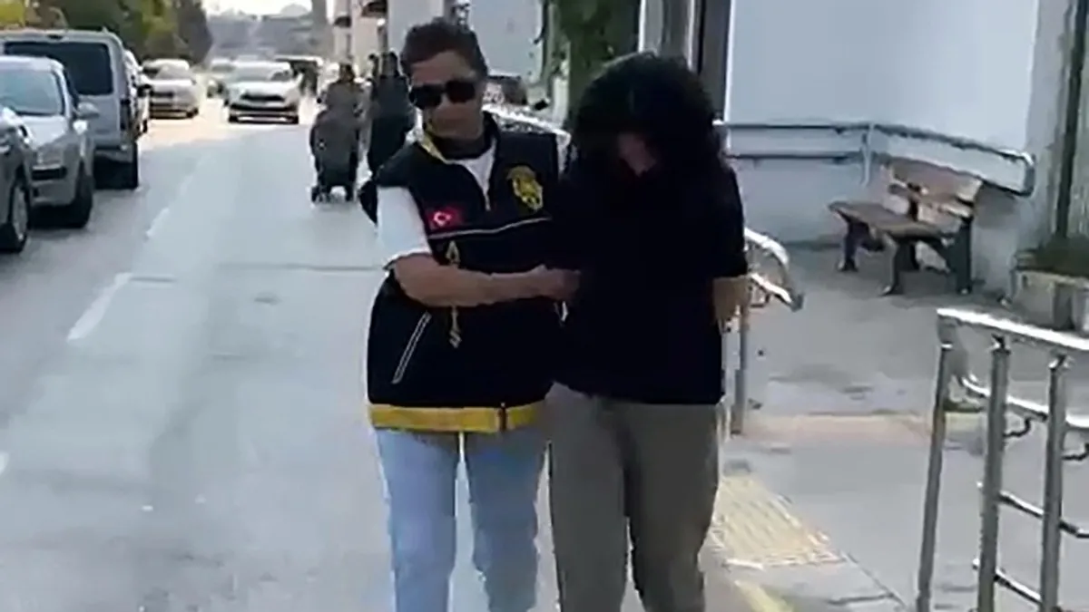 Adana'da Nişanlısını Bıçaklayarak Öldüren Kadın Tutuklandı