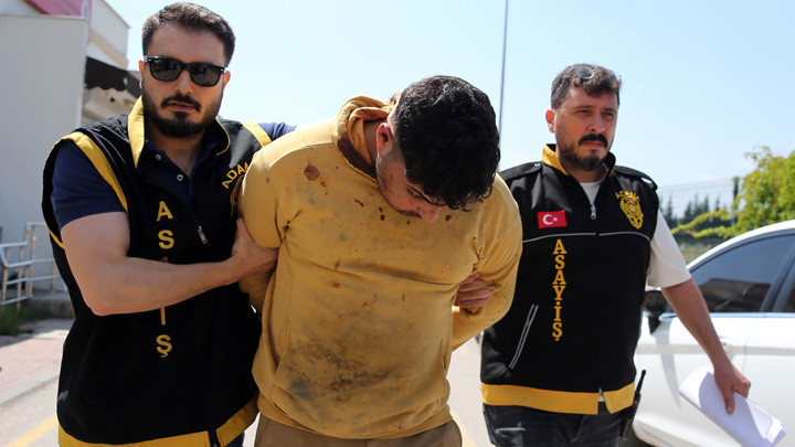 Adana'da polisi vuran şüpheli yakalandı