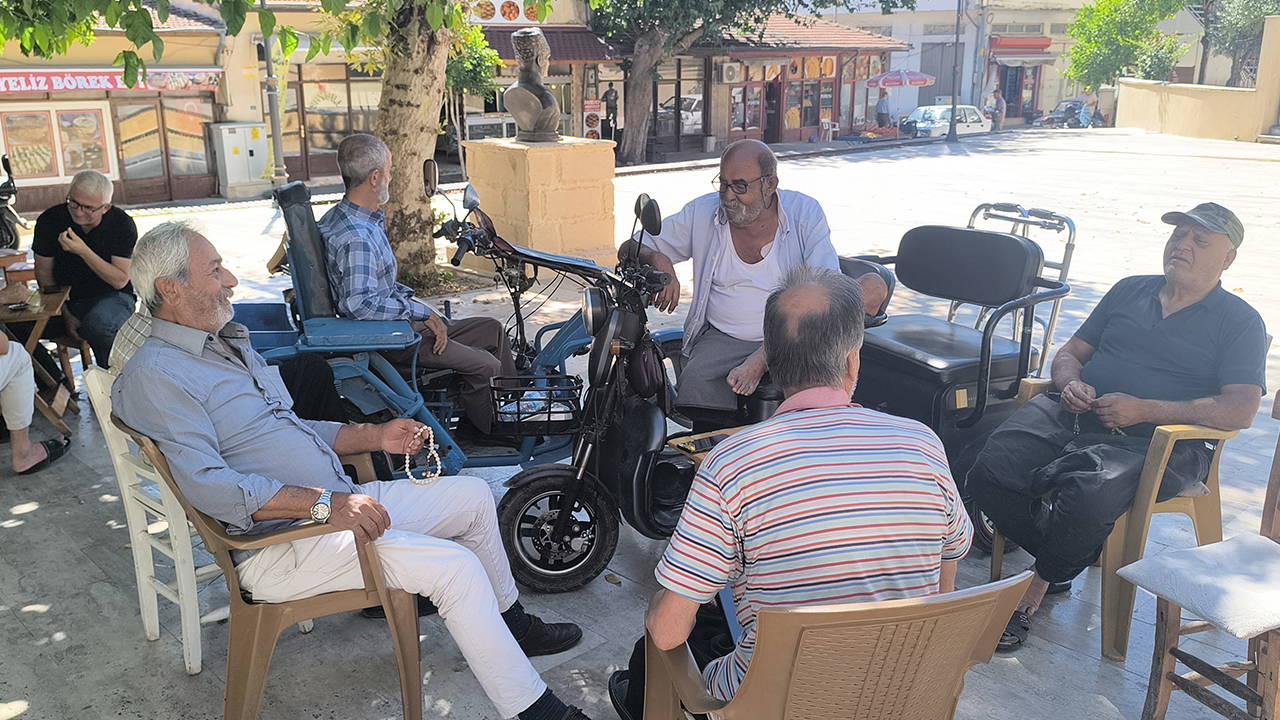 Adana'da Geçim Krizi: 'Ekmekle Domates Yiyorum