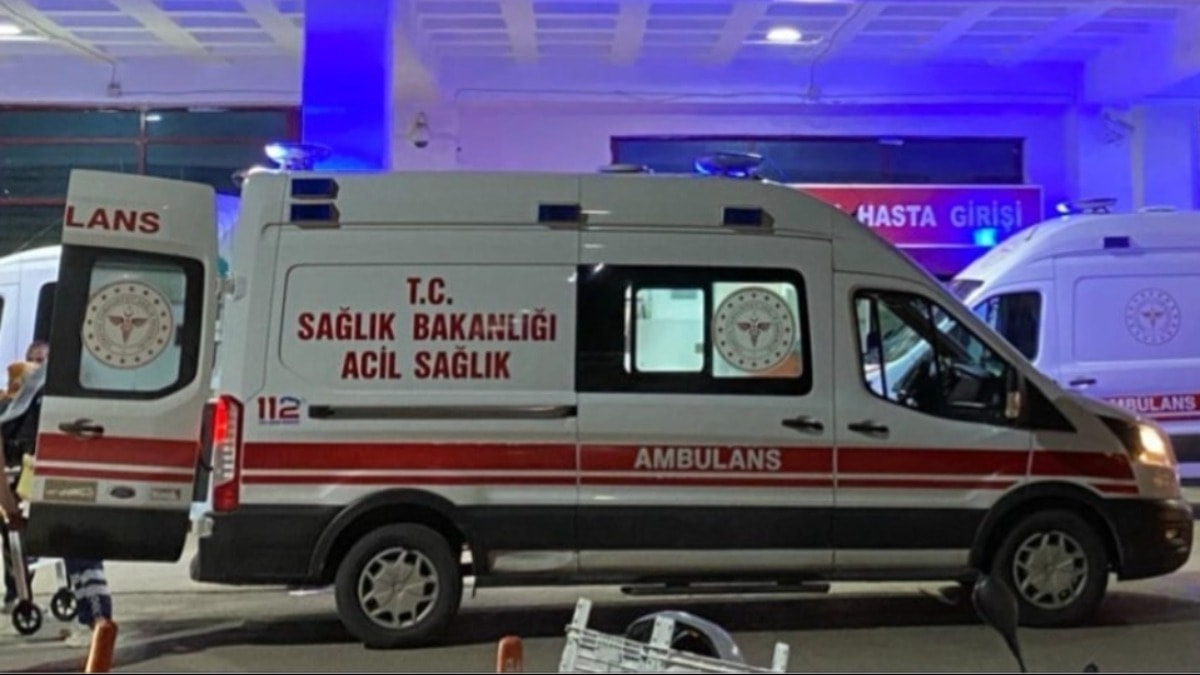 Adana'da yol verme kavgası: Taksi sürücüsü bıçaklandı