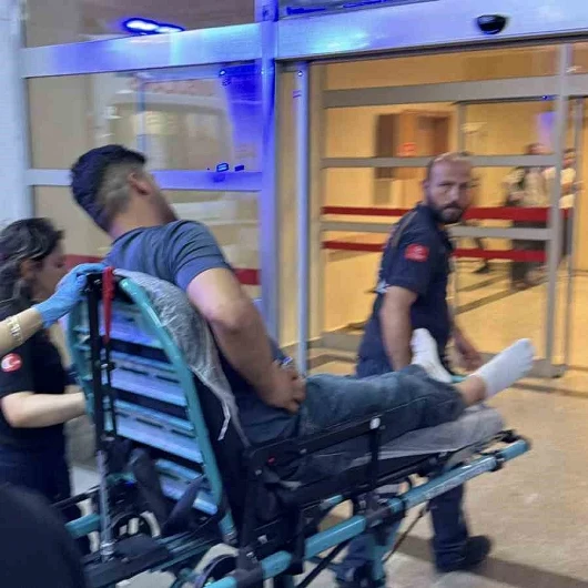 Adıyaman'da 'Ne Bakıyorsun?' Kavgası Kanlı Bitti: 3 Yaralı