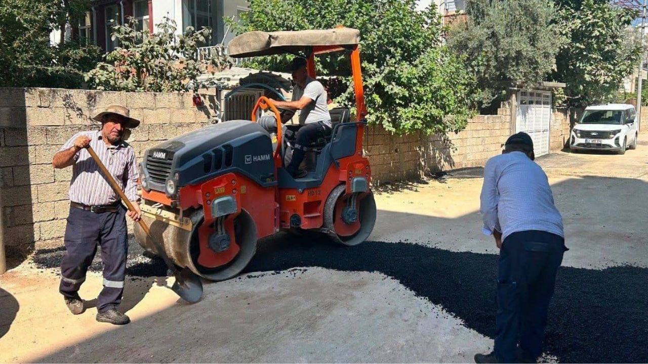 Adıyaman'da Yol Yapım Çalışmaları Aralıksız Devam Ediyor