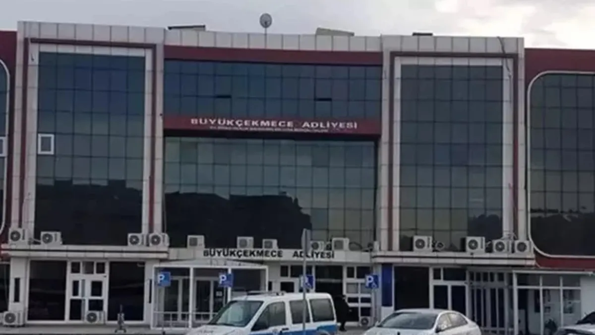 Adli emanet bürosundan 25 kilo altın çalındı: 2 firari teslim oldu