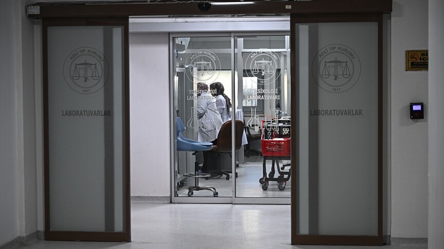 Adli Tıp Kurumu Uyuşturucu Laboratuvarlarına Özel Ziyaret