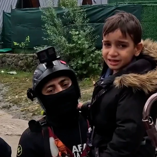 AFAD'dan Selde Mahsur Kalanlara Kahraman Kurtarma
