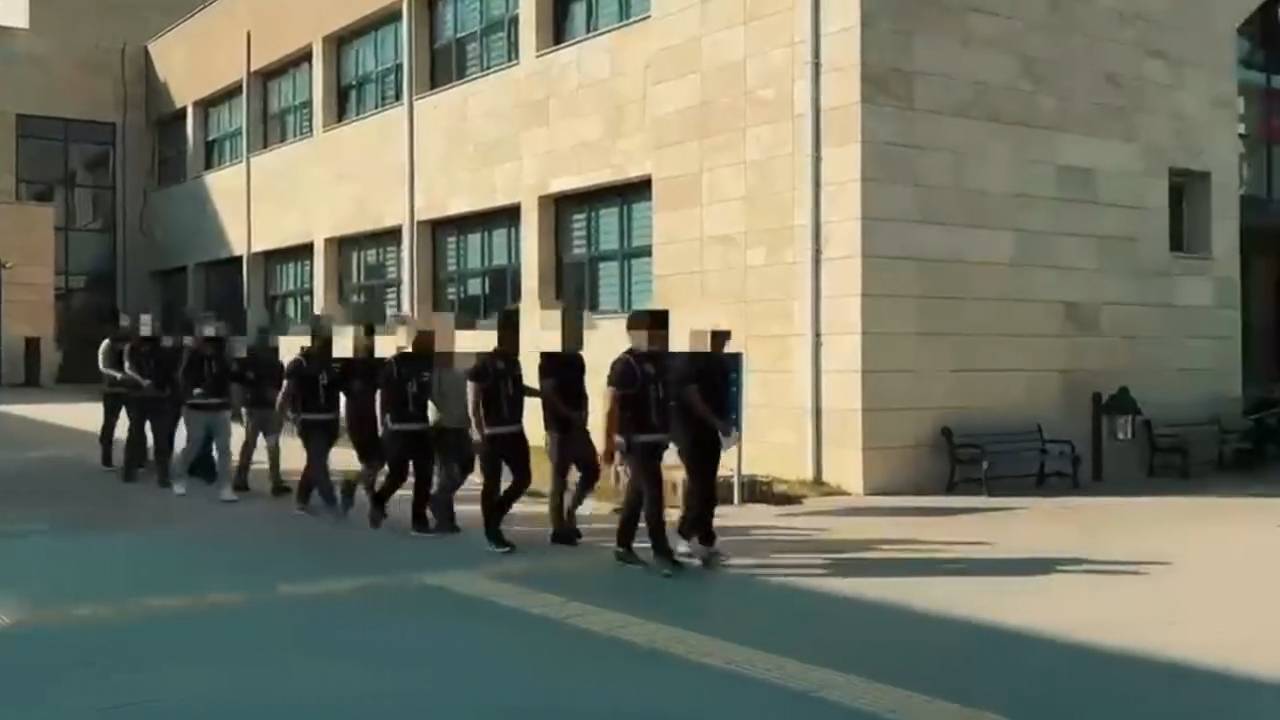 Afyonkarahisar merkezli dolandırıcılık operasyonunda 11 tutuklama