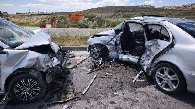 Afyonkarahisar Emirdağ'da feci kaza: 1 ölü, 6 yaralı