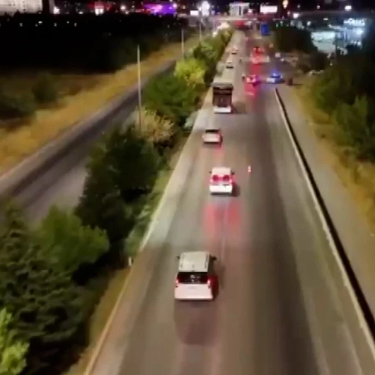 Afyonkarahisar'da Otomobilde 16 Kilo Uyuşturucu Ele Geçirildi