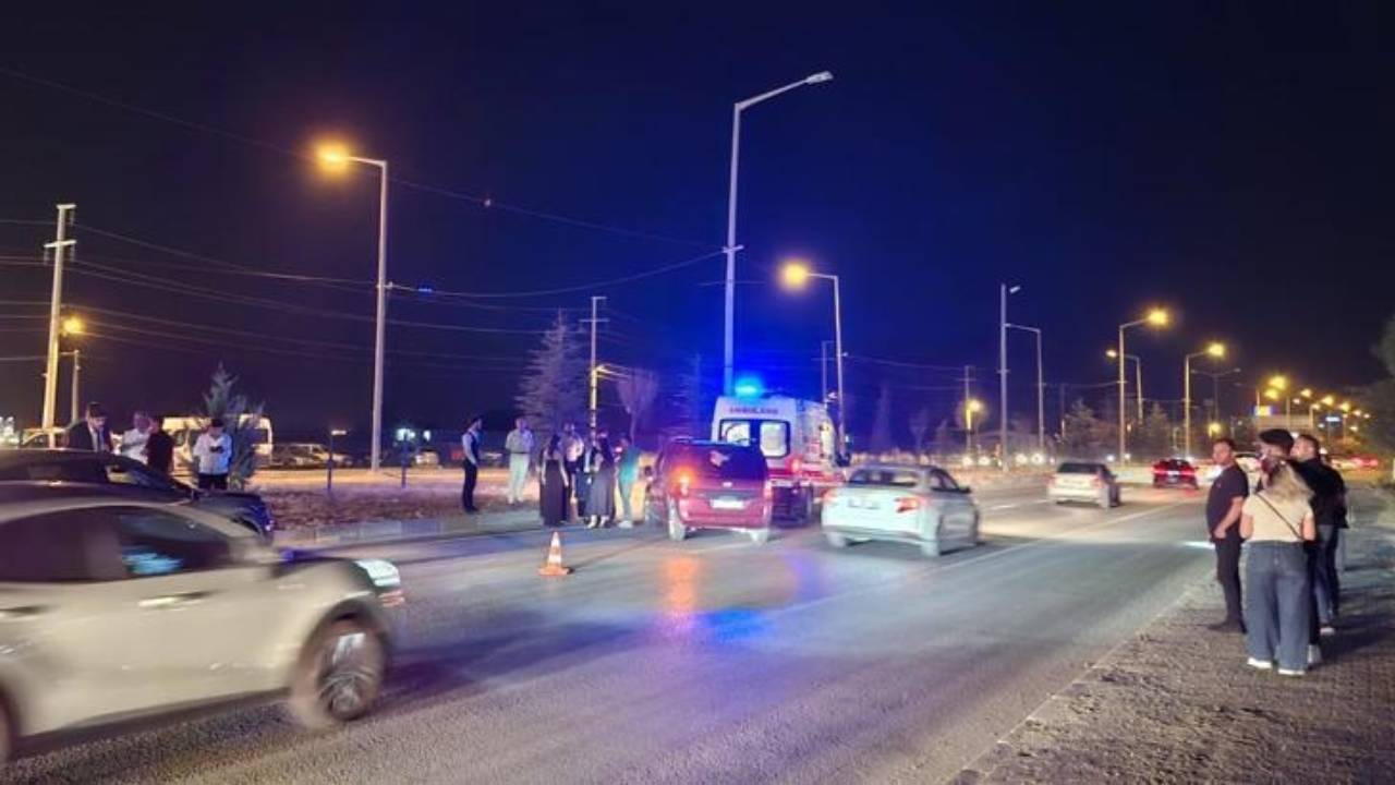 Afyonkarahisar'da Yaya Geçidi Faciası: 72 Yaşındaki M.Y. Hayatını Kaybetti