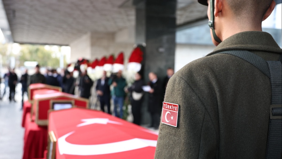 Ahmed Şara’dan şehit katillerine maaş: Tepkiler çığ gibi