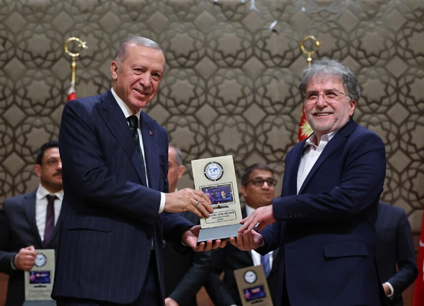 Ahmet Hakan, Erdoğan'ın 'Yaklaşan Seçim' Sözünü Yorumladı