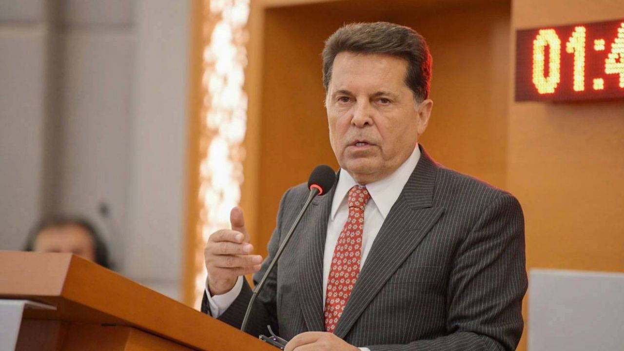 Ahmet Özer'den Aziz İhsan Aktaş Davası Kararına Tepki