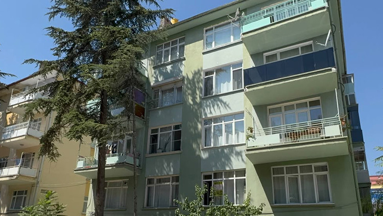 Aidat Borcu Kanlı Bitti: Kiracı, Yöneticiyi Bıçakladı