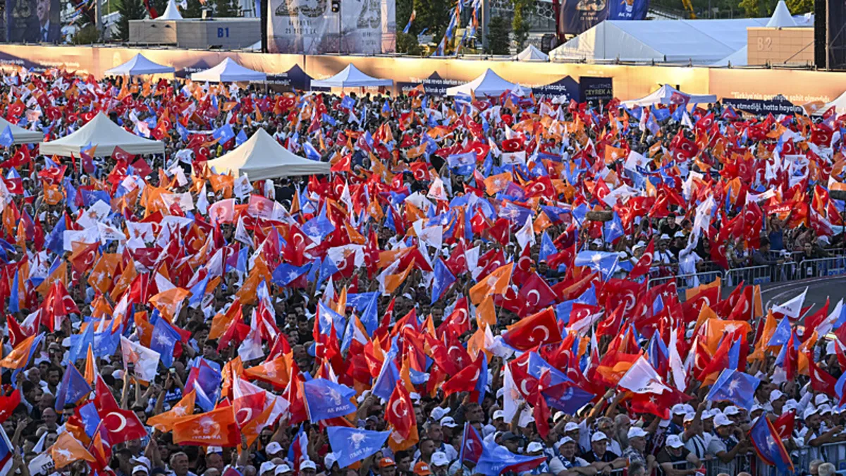 AK Parti 25. Kuruluş Yıl Dönümünü Ankara'da Büyük Coşkuyla Kutluyor