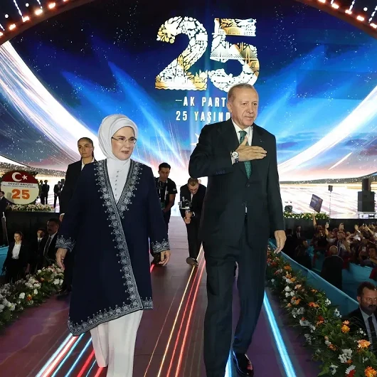 AK Parti'nin Çeyrek Asırlık İktidar Serüveni ve Sessiz Devrime Direnenler