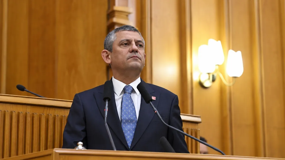AK Parti'den Özgür Özel'e Sert Yanıt: 'Kaybol