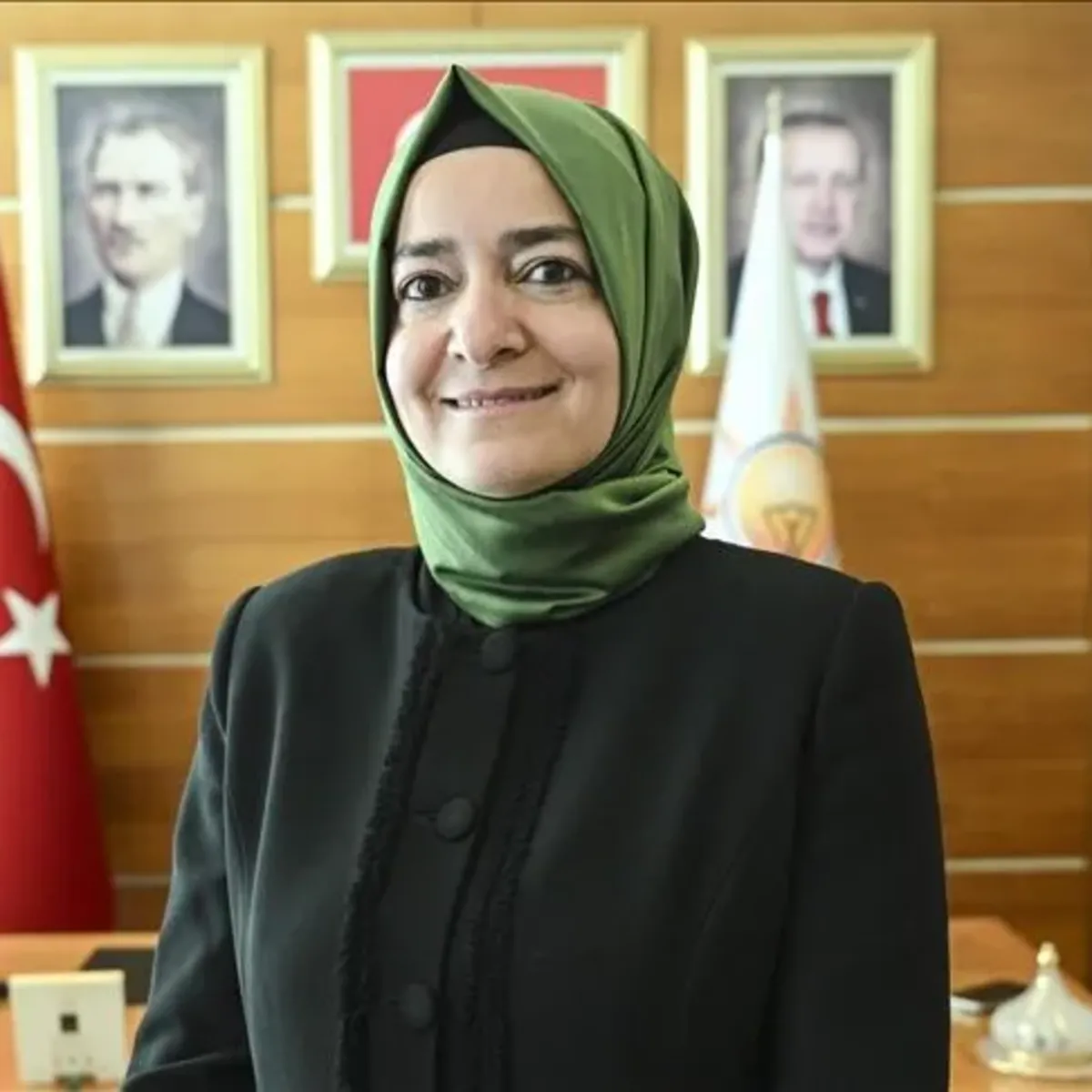 AK Parti'de Şok İstifa: Fatma Betül Sayan Kaya Görevinden Ayrıldı