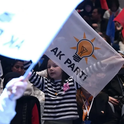 AK Parti Seçmeni: 'Razı Değilim Ama Partimi Terk Etmem