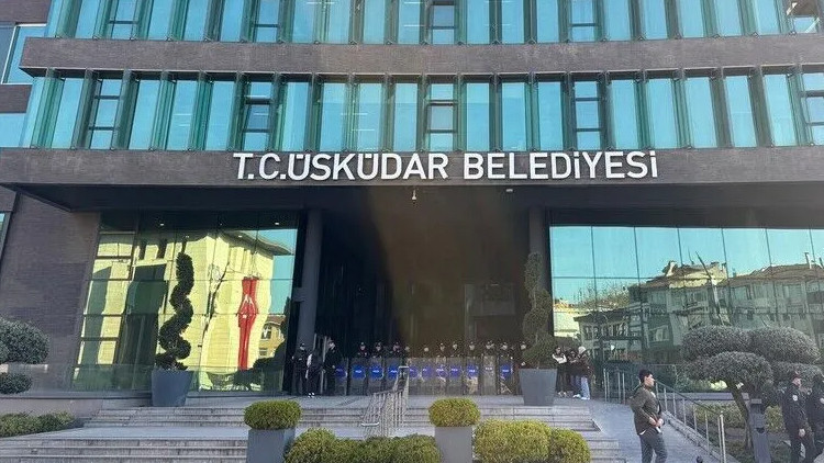 AK Parti'den Üsküdar'da Başkan Vekilliği Seçimi İçin Suç Duyurusu