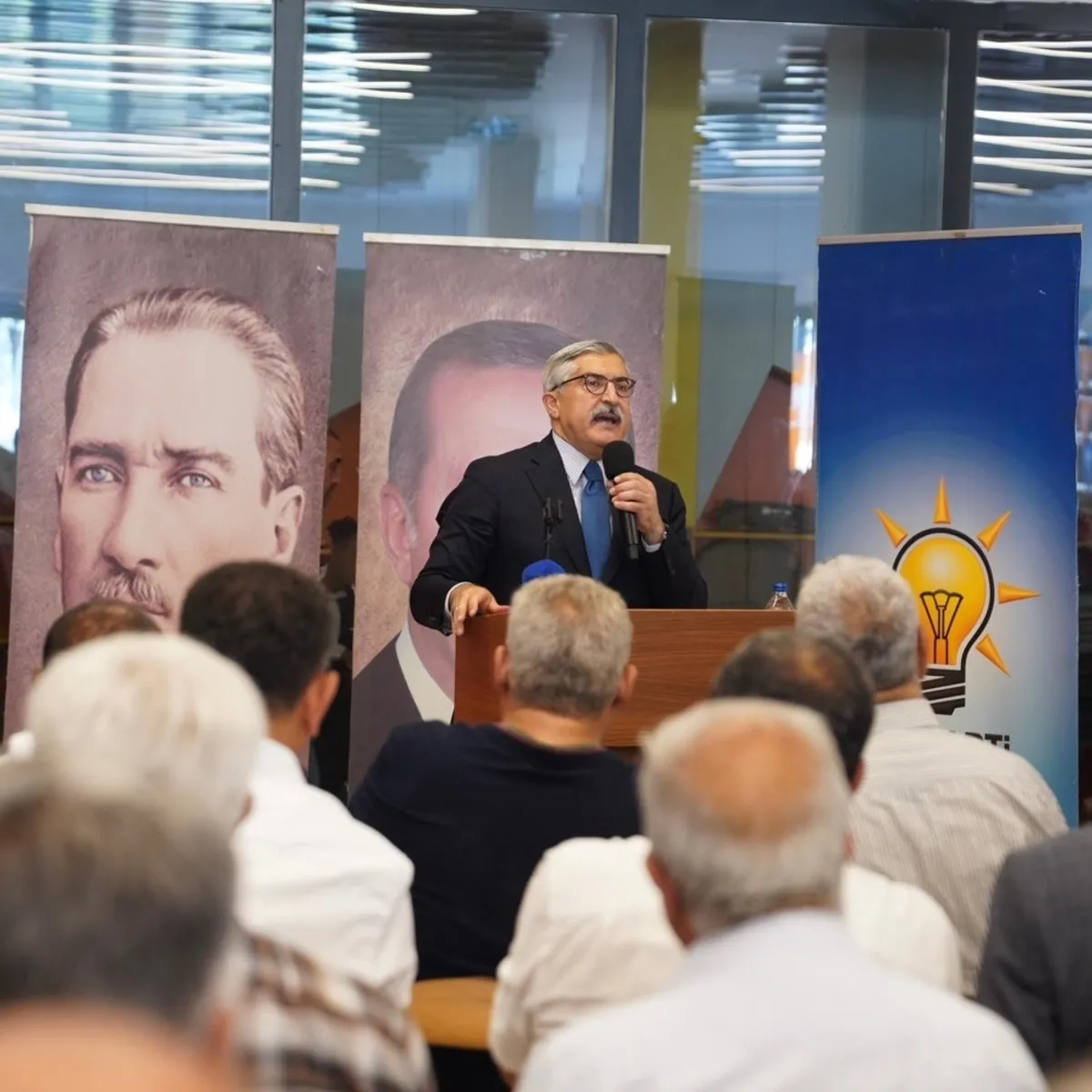 AK Parti'li Yayman: Millet CHP'den umudunu kesti