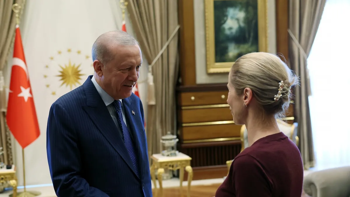 AK Parti'den Sa'ar'a: İnsanlık düşmanı yeni Naziler konuşamaz