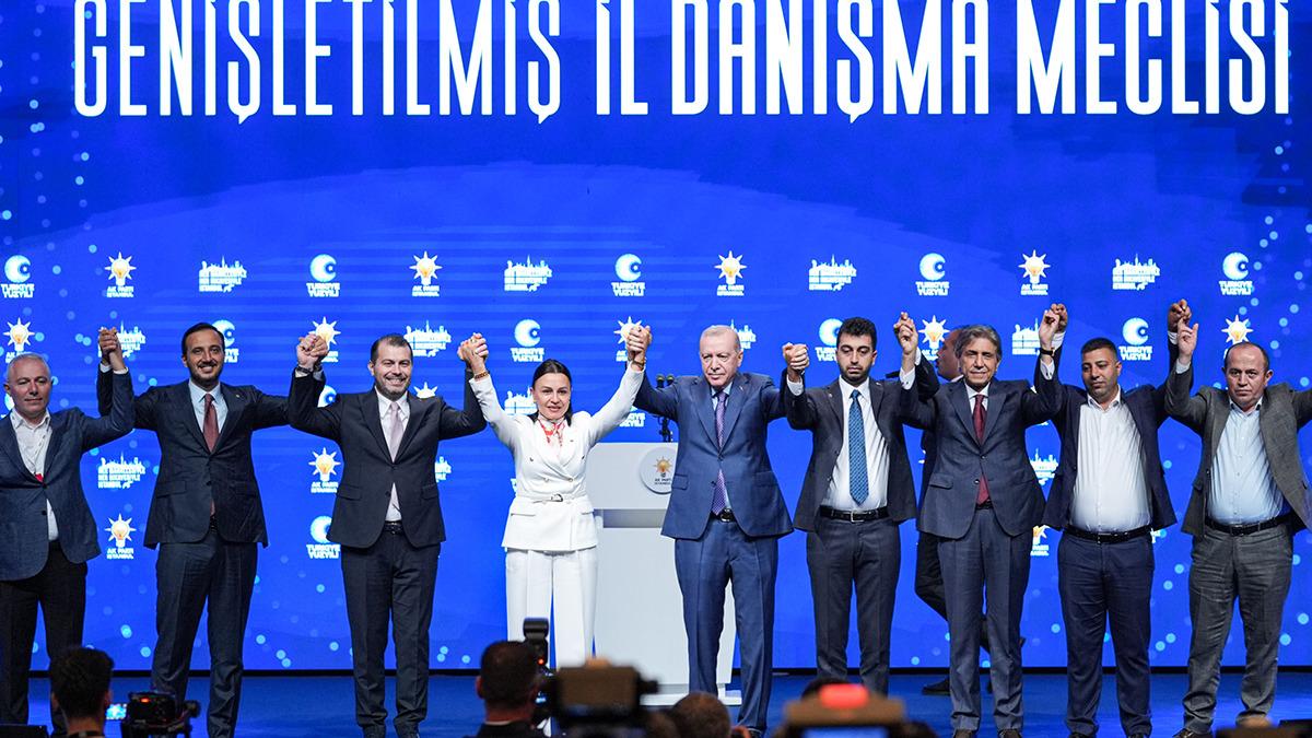 AK Parti'ye 3 Belediye Başkanı Daha Katıldı