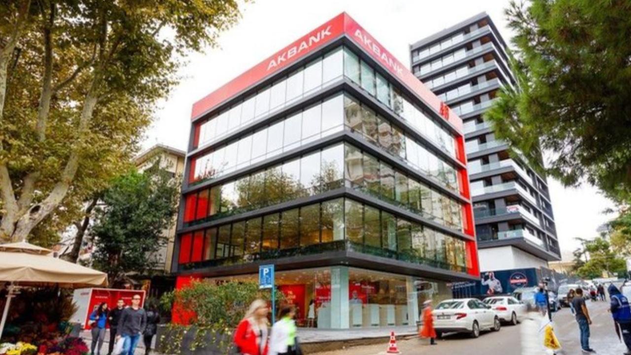 Akbank'a Rekabet Kurulu'ndan 1,7 Milyar Lira Ceza