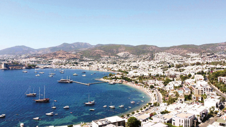 Akdeniz'de Rekor Sıcaklık: 8 Derece Artış El Niño Alarmı Veriyor