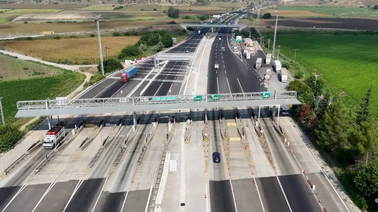 Akıncı Gişeleri'nde Serbest Geçiş Dönemi Başladı