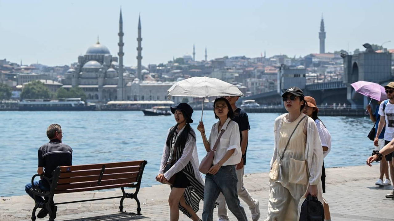 AKOM İstanbul için Afrika ve Basra sıcaklık uyarısı yaptı