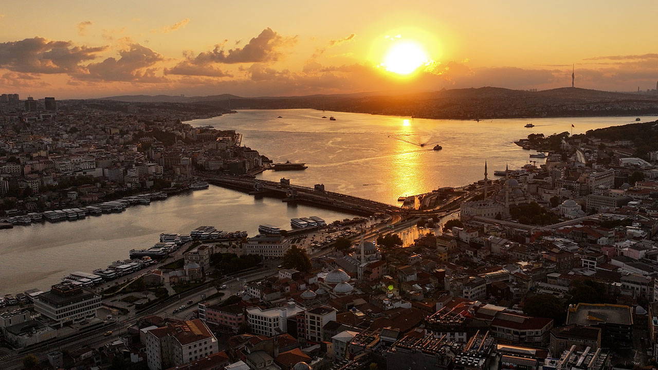 AKOM İstanbul için çifte sıcak hava dalgası uyarısı yaptı