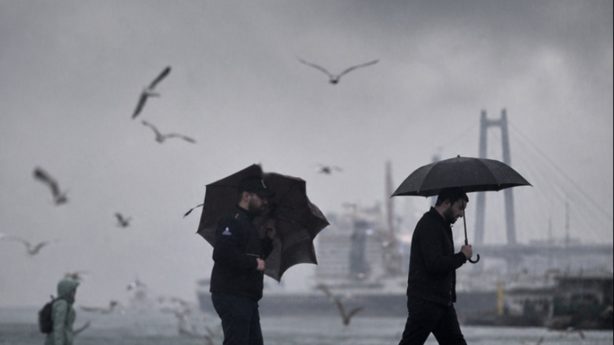 AKOM'dan İstanbul'a sağanak uyarısı: 17 Ekim'de şiddetlenecek