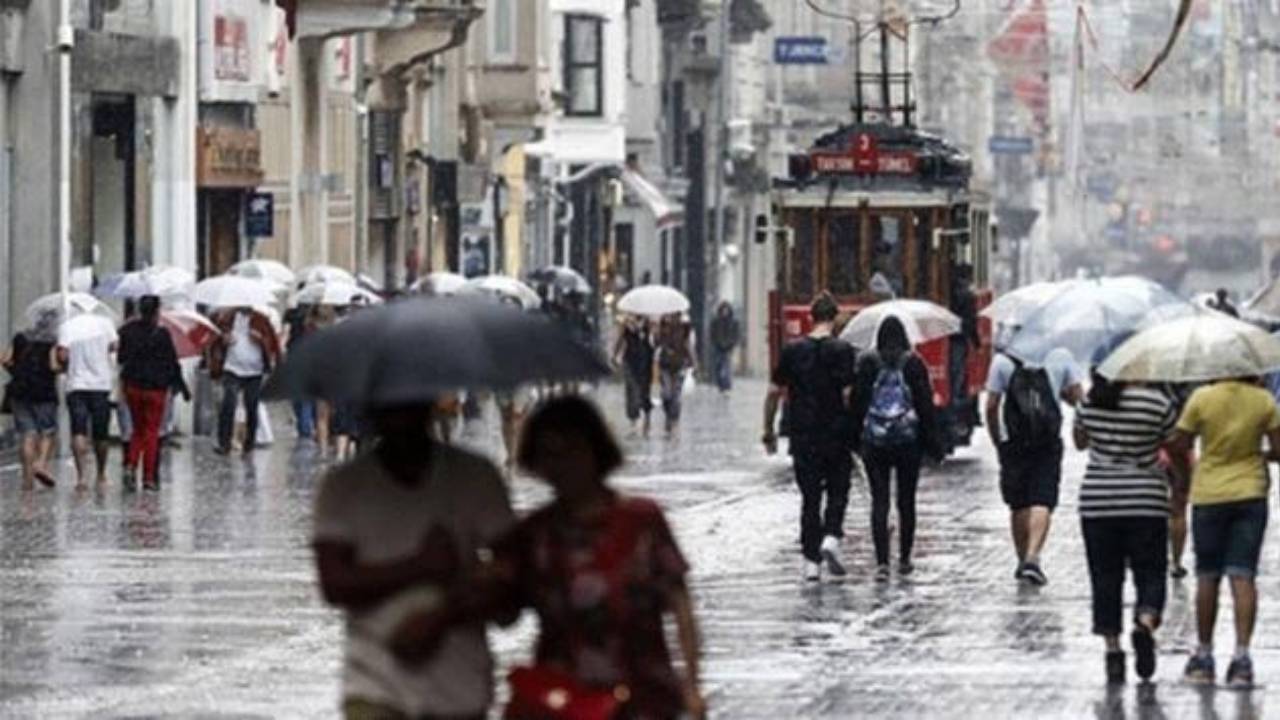 AKOM’dan İstanbul için kritik uyarı: Sağanak yağış ve fırtına artıyor
