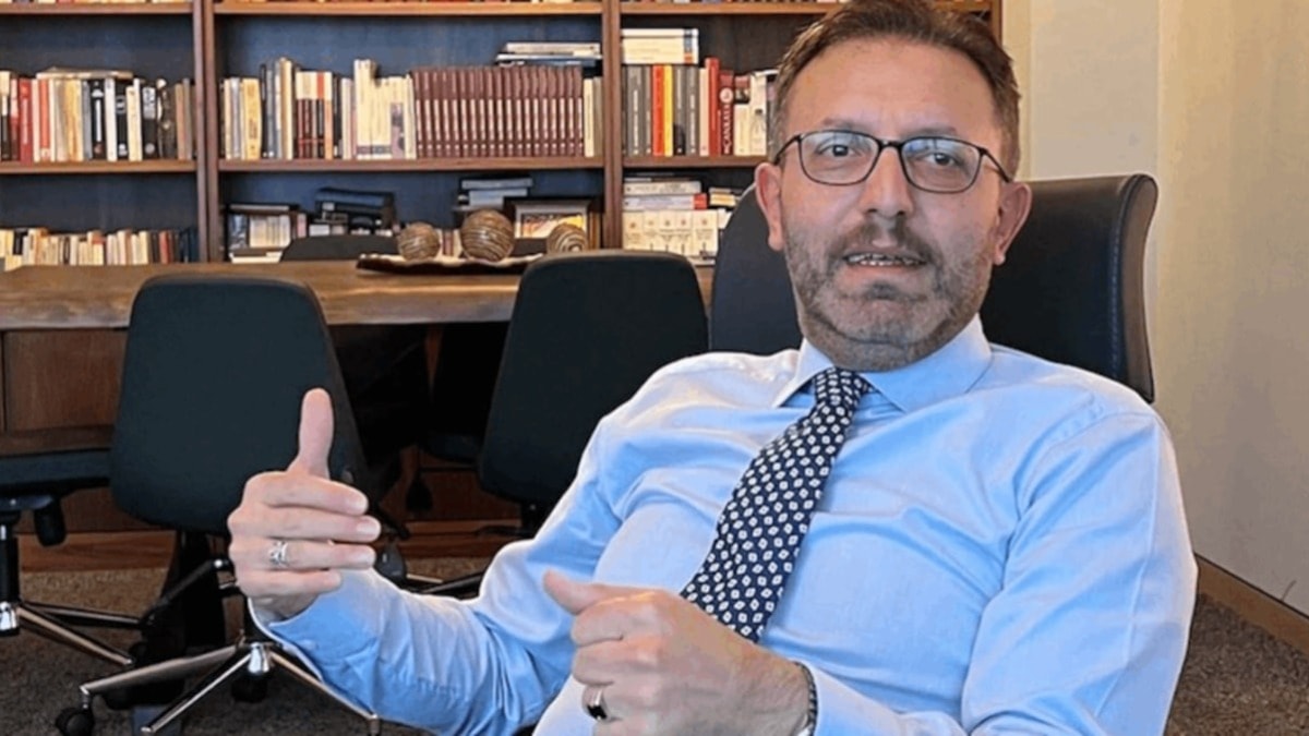 AKP'li Eski Vekil Ertan Aydın Gözaltına Alındı