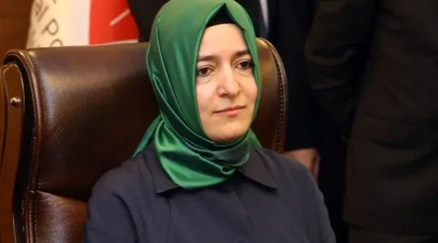 AKP, Fatma Betül Sayan Kaya'yı Tüm Görevlerden Sildi