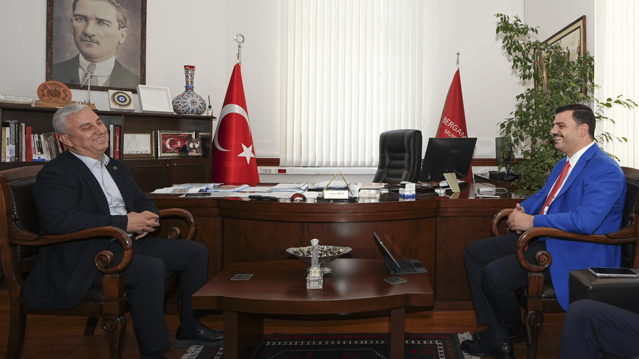 AKP Genel Sekreteri İnan'dan YENİ Partili Bergama Belediyesi'ne Ziyaret