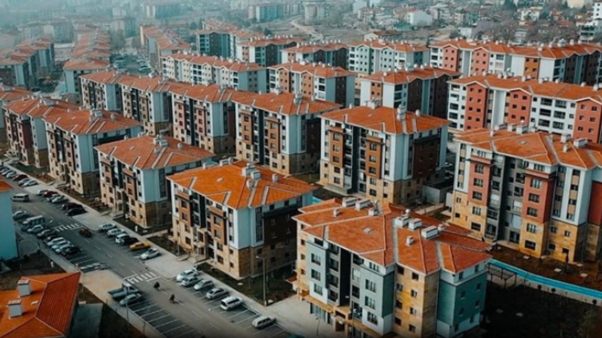 AKP'den İstanbul'da Yeni Teşkilatlanma: Her Siteye ve Sokağa Temsilci