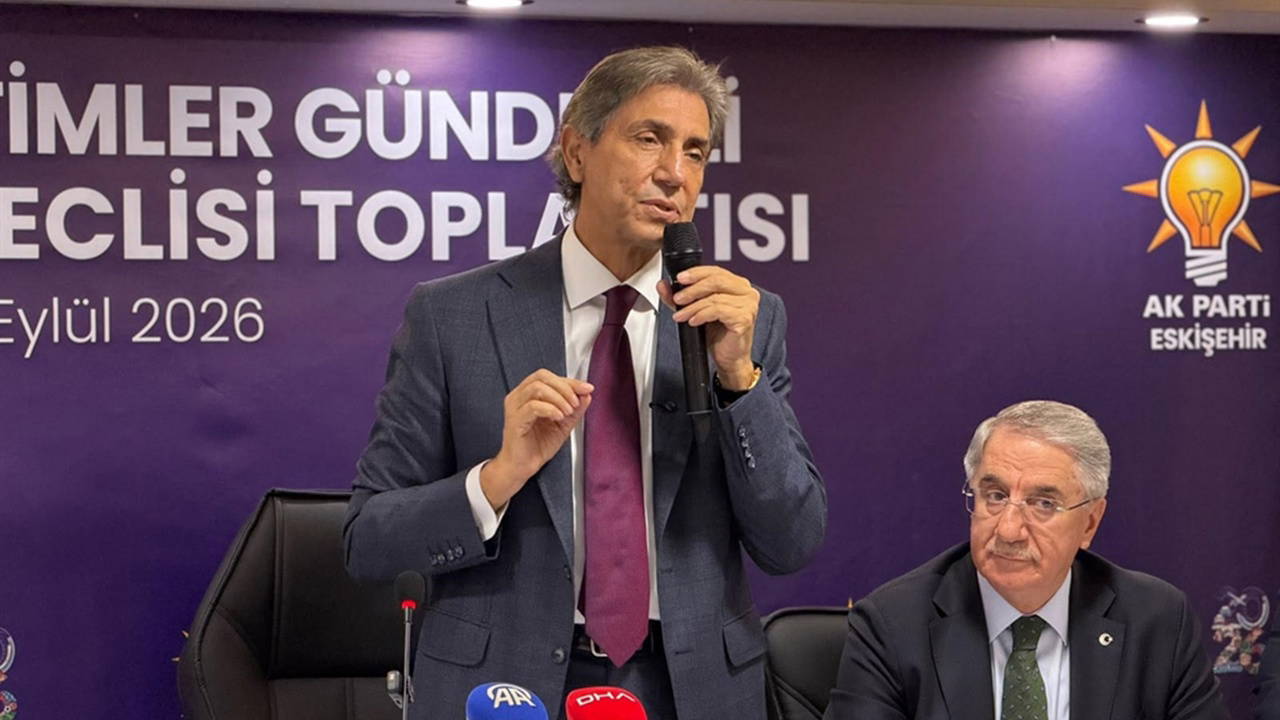 AKP'li Demir: CHP'nin İki Yakası Bir Araya Gelmez