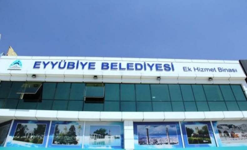 AKP'li Eyyübiye Belediyesi'ne Haciz Şoku: Alacaklı Firmalar Sırada