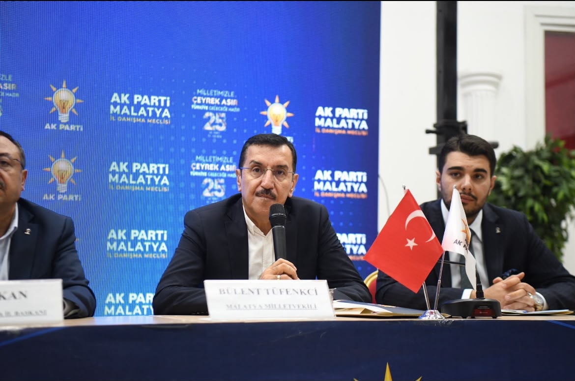 AKP'li Tüfenkci'den deprem konutları itirafı: 'Puan kaybediyoruz