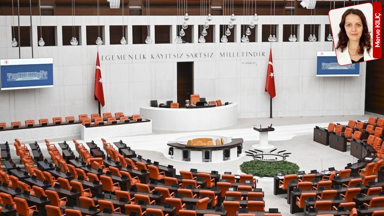 AKP'de transfer gölgesi: Anayasa ve seçim pazarlıkları