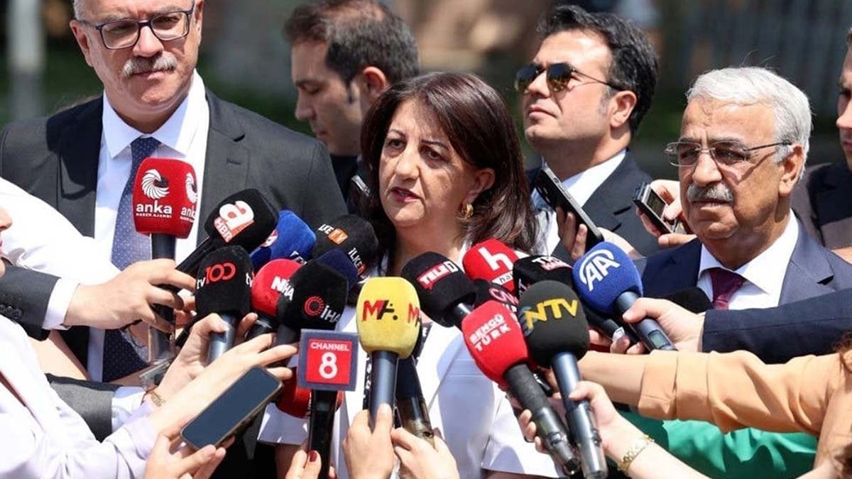 AKP ve DEM Parti'den kritik süreç görüşmesi: Çerçeve yasa masada