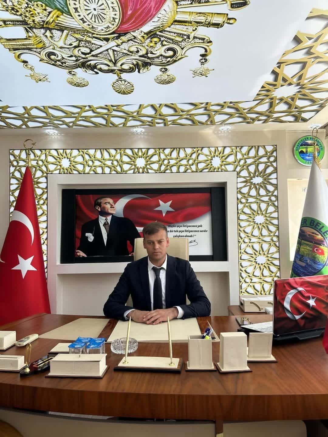 AKP'li belediye başkanı yasak aşk skandalıyla istifa etti