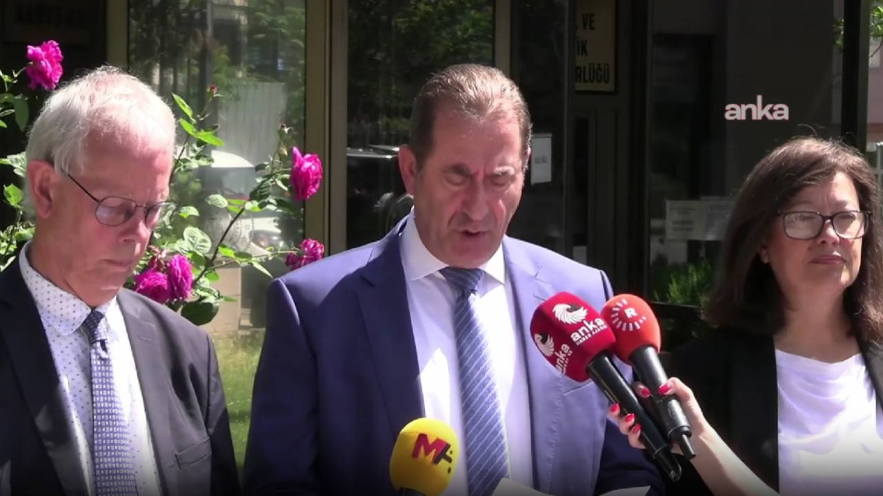 AKPM Sol Grup'tan 'Öcalan' Talebi: Adalet Bakanlığı'na Ziyaret Çağrısı