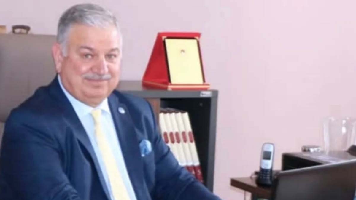 AKP'ye Geçeceği İddia Edilen Doğan Bekin'den Tarih ve Saat Açıklaması