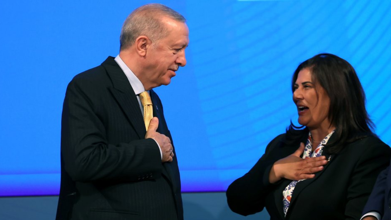 AKP'ye geçen Özlem Çerçioğlu hakkında soruşturma: 'AKlandı' iddiası